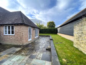 Photo 26- click for photo gallery